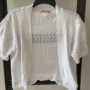 White knit shrug size 1X